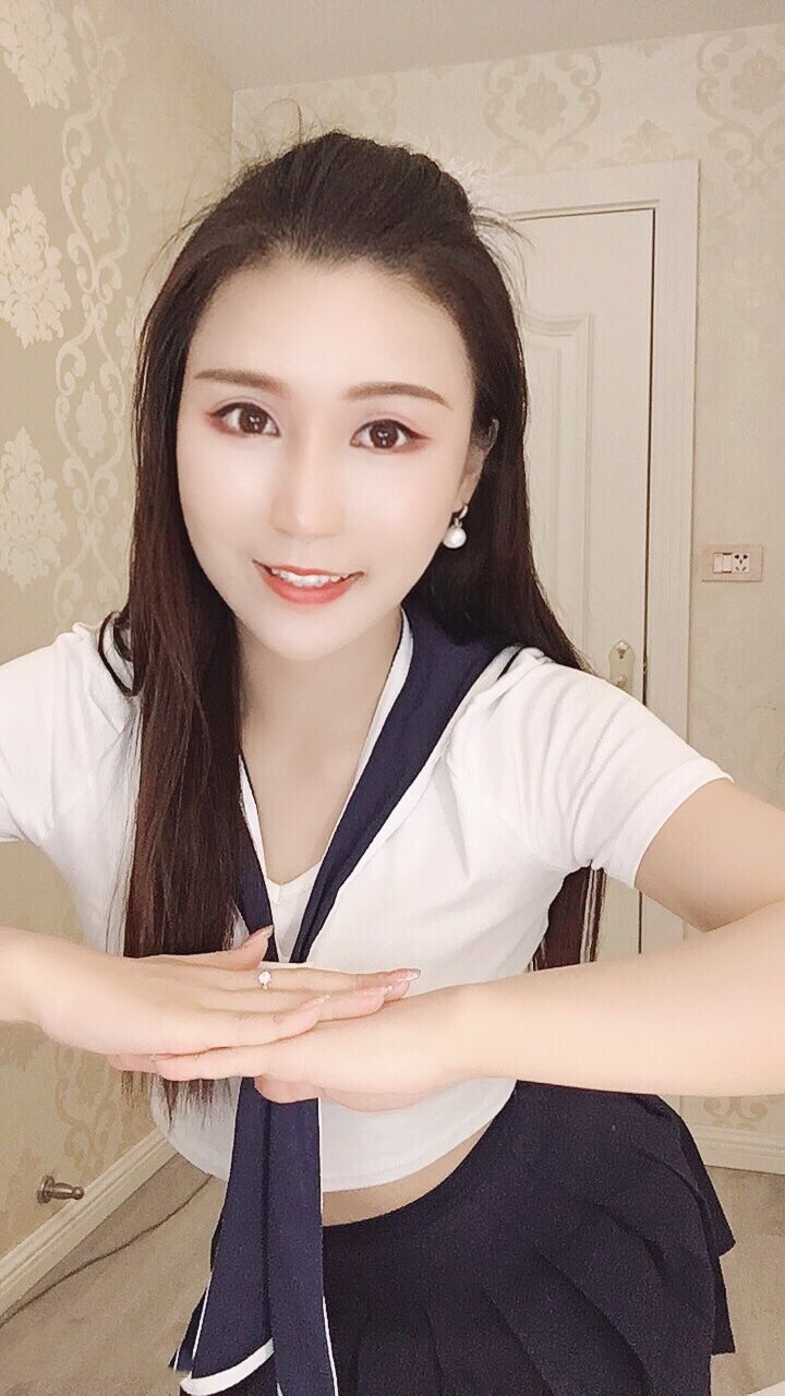 亲验刚下水做的“小薇娅”，白嫩水灵会发sao