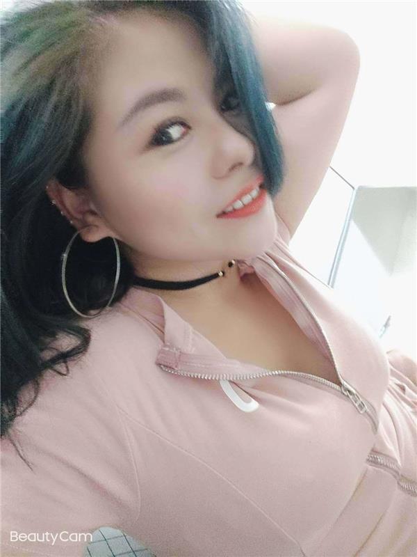 纯Sao货纯浪货，刚刚下水正新鲜